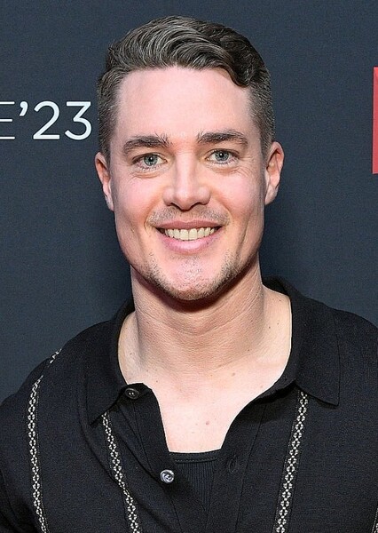 Alexander Dreymon photo