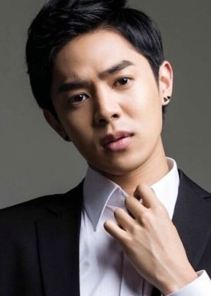 Alexander Lee Eusebio photo