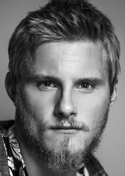 Alexander Ludwig photo