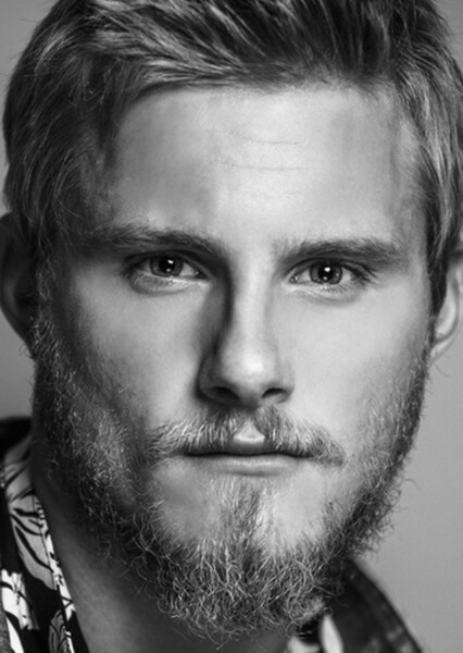 Alexander Ludwig photo