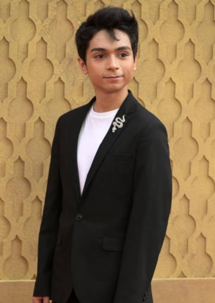 Alexander Molony photo