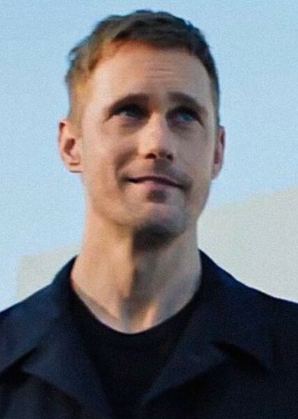 Alexander Skarsgård photo