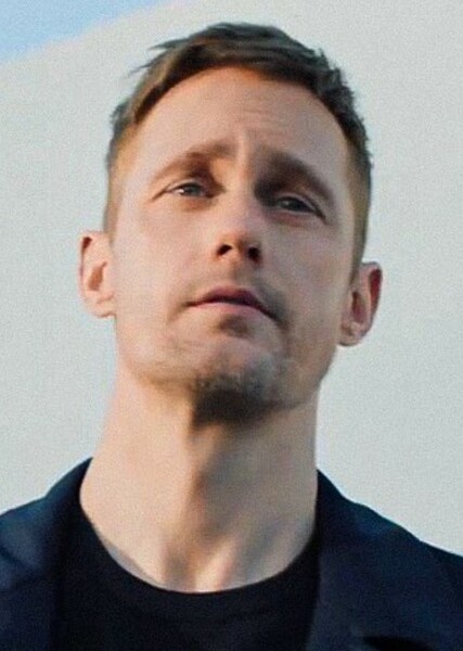 Alexander Skarsgård photo