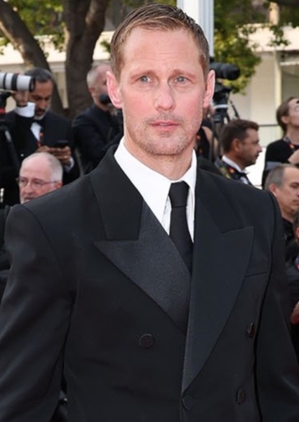 Alexander Skarsgård photo