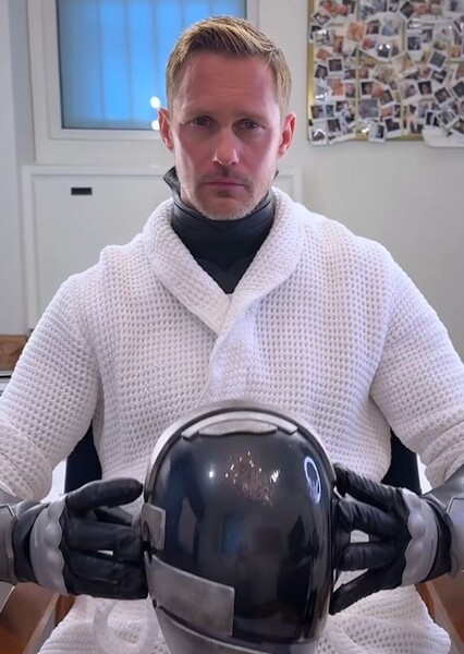 Alexander Skarsgård photo