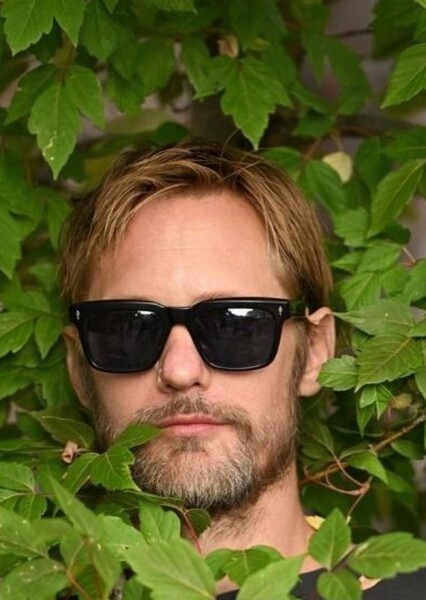 Alexander Skarsgård photo