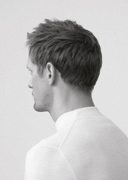 Alexander Skarsgård photo