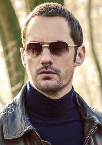 Alexander Skarsgård photo