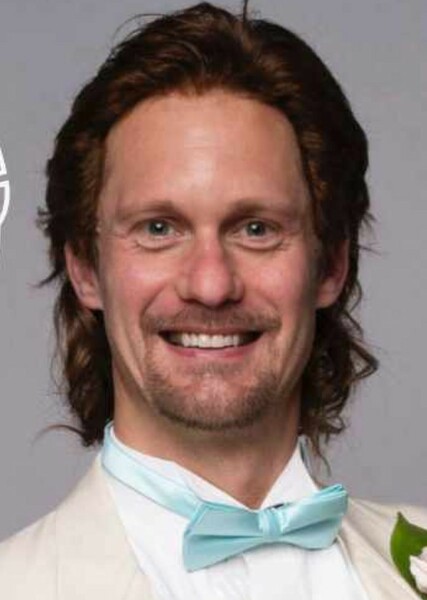 Alexander Skarsgård photo