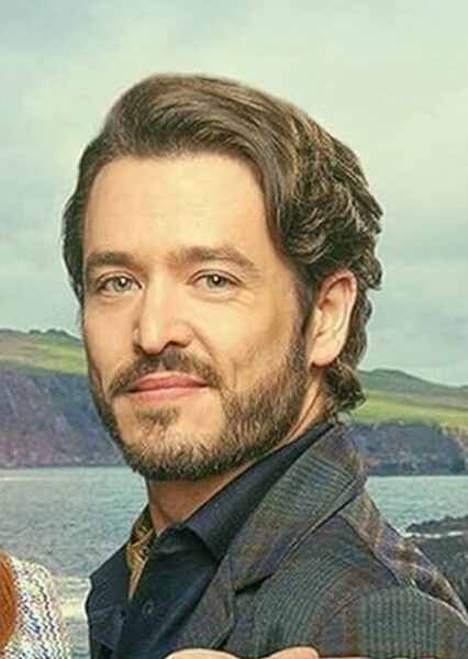 Alexander Vlahos photo