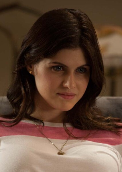 Alexandra Daddario photo