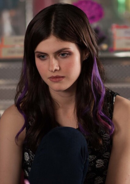 Alexandra Daddario photo
