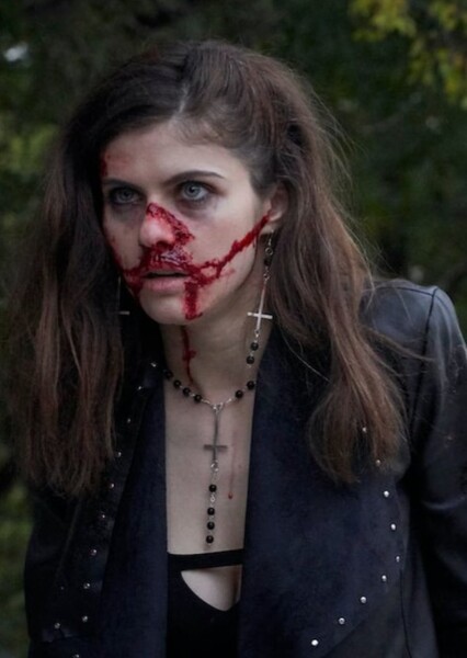 Alexandra Daddario photo