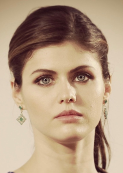 Alexandra Daddario