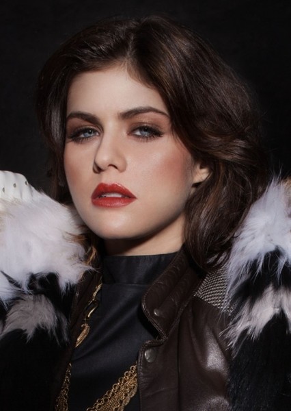 Alexandra Daddario photo
