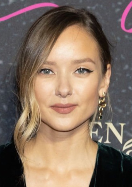 Alexandra Dowling