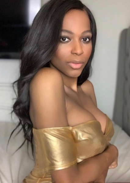 Alexandra Grey photo