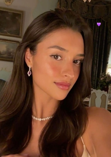 Alexandra Saint Mleux photo