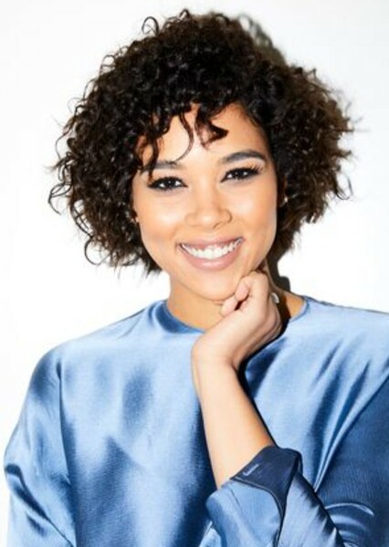 Alexandra Shipp photo