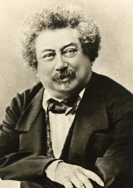 Alexandre Dumas photo