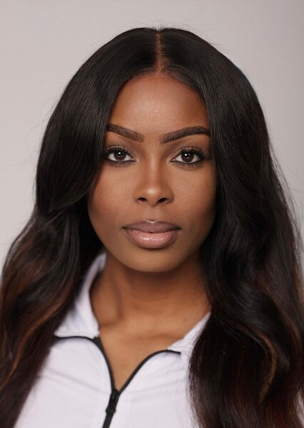 Alexandria Lewis photo