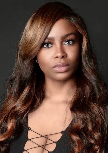 Alexandria Lewis photo