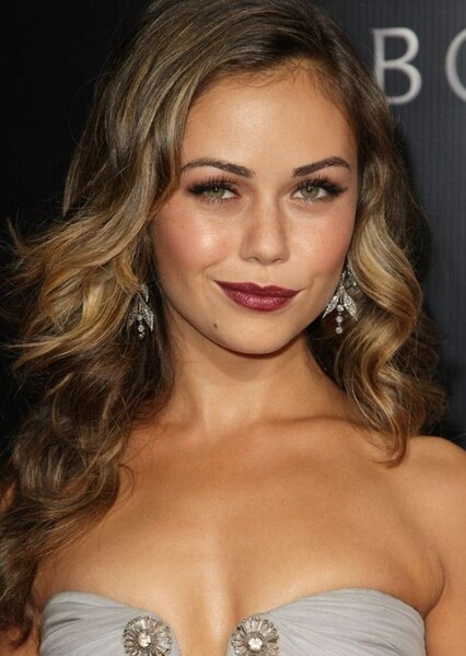 Alexis Dziena photo