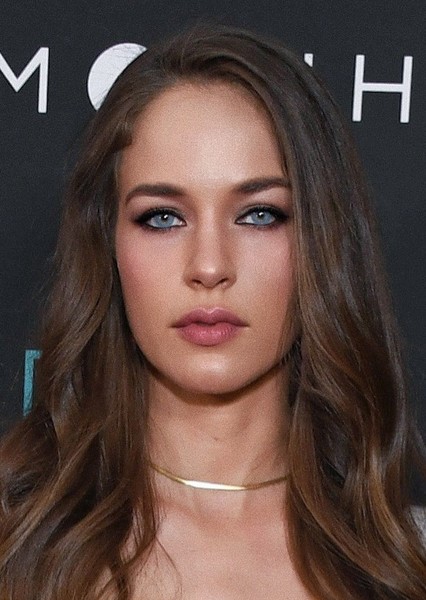 Alexis Knapp photo