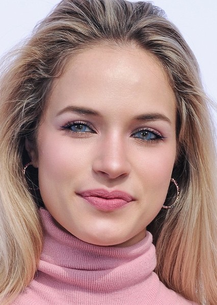 Alexis Knapp photo