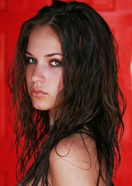 Alexis Knapp photo