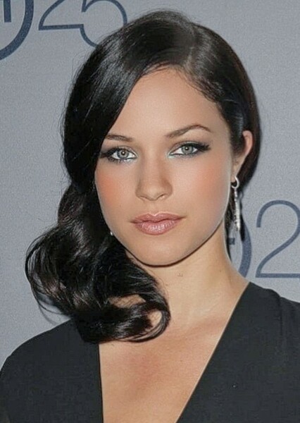 Alexis Knapp photo