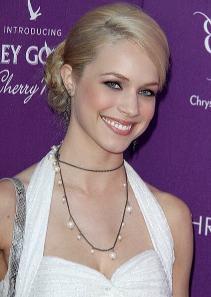 Alexis Knapp photo
