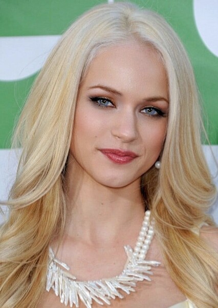 Alexis Knapp photo