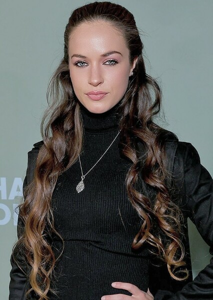 Alexis Knapp photo
