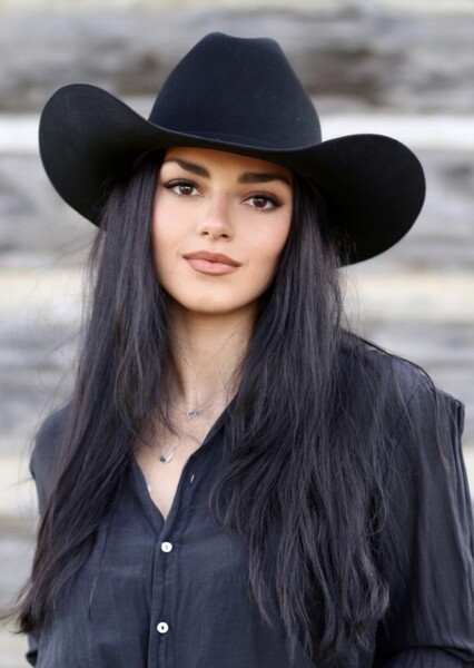 Alexis Wilkins photo