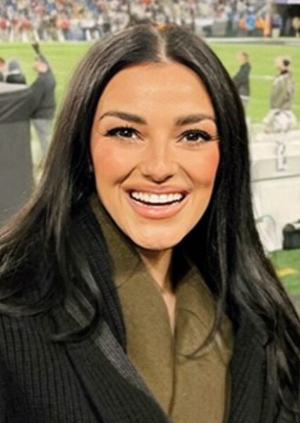 Alexis Wilkins photo