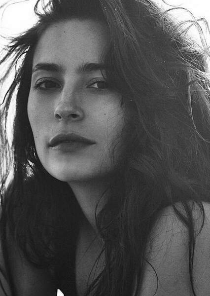 Alexxis Lemire photo