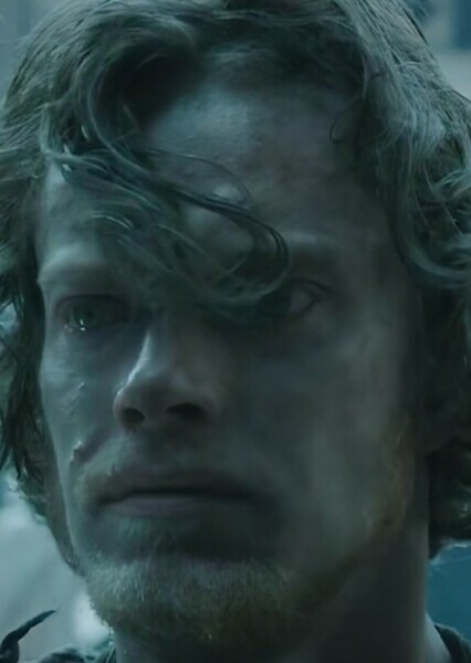 Alfie Allen photo