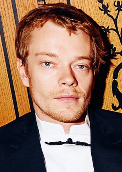 Alfie Allen photo