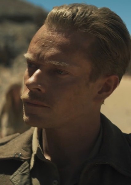Alfie Allen photo