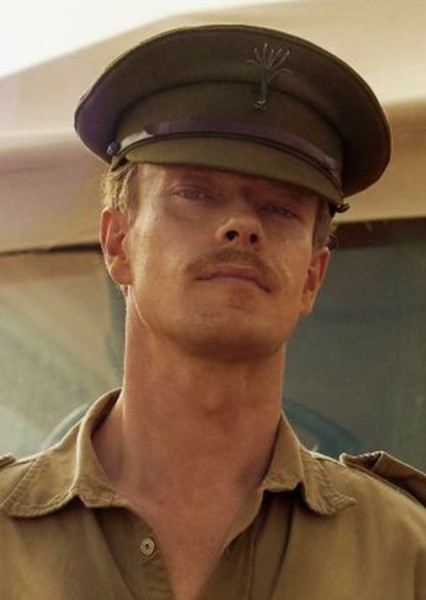 Alfie Allen photo