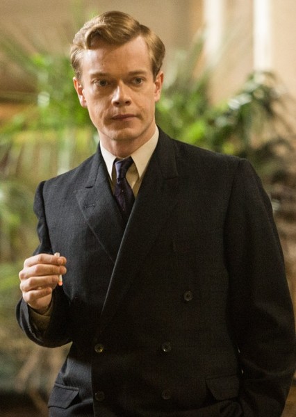Alfie Allen photo