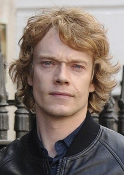 Alfie Allen photo