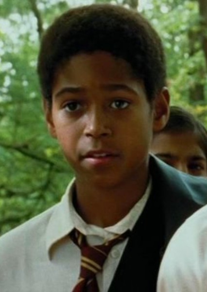 Alfred Enoch photo