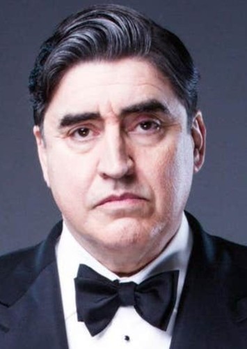 Alfred Molina