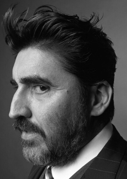 Alfred Molina
