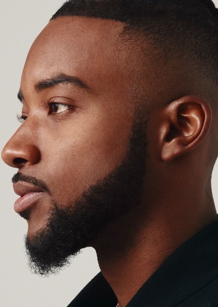 Algee Smith photo