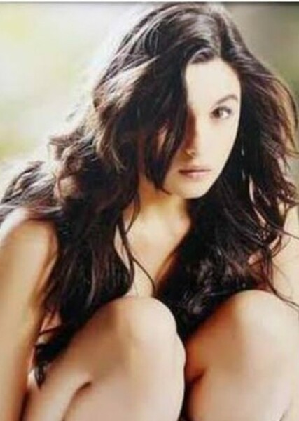 Alia Bhatt photo