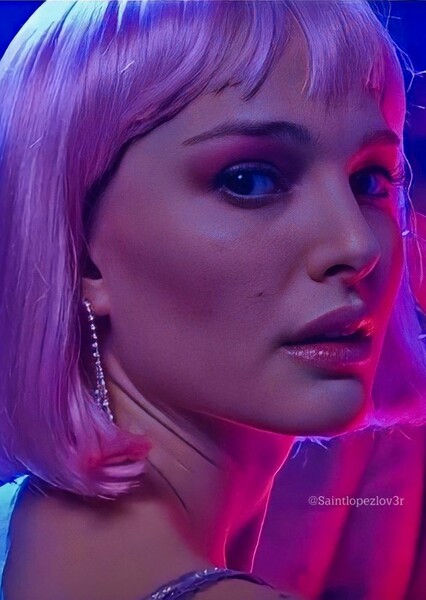 Alice Ayres photo