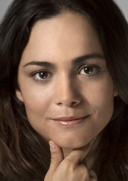Alice Braga photo